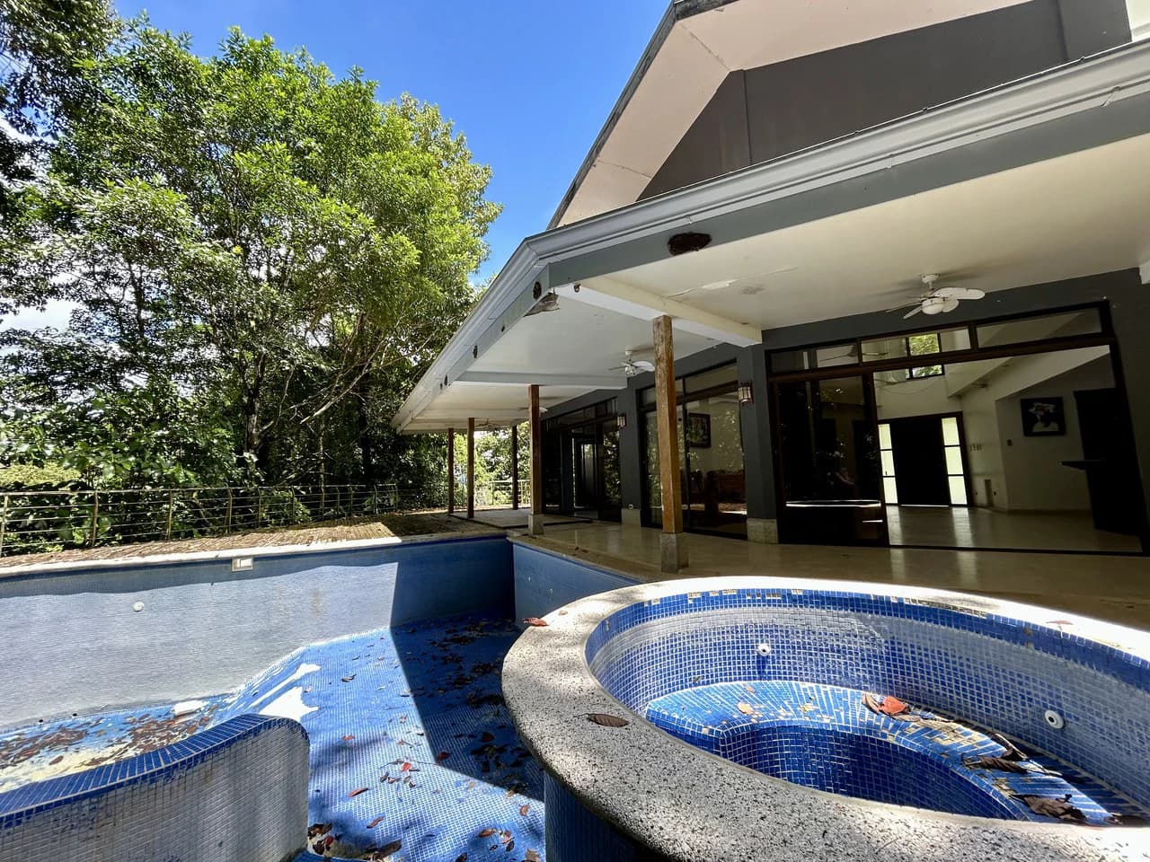 Fixer-Upper Home with an studio Office in Palmar Norte on a 7.58 Acres Property - photo 67