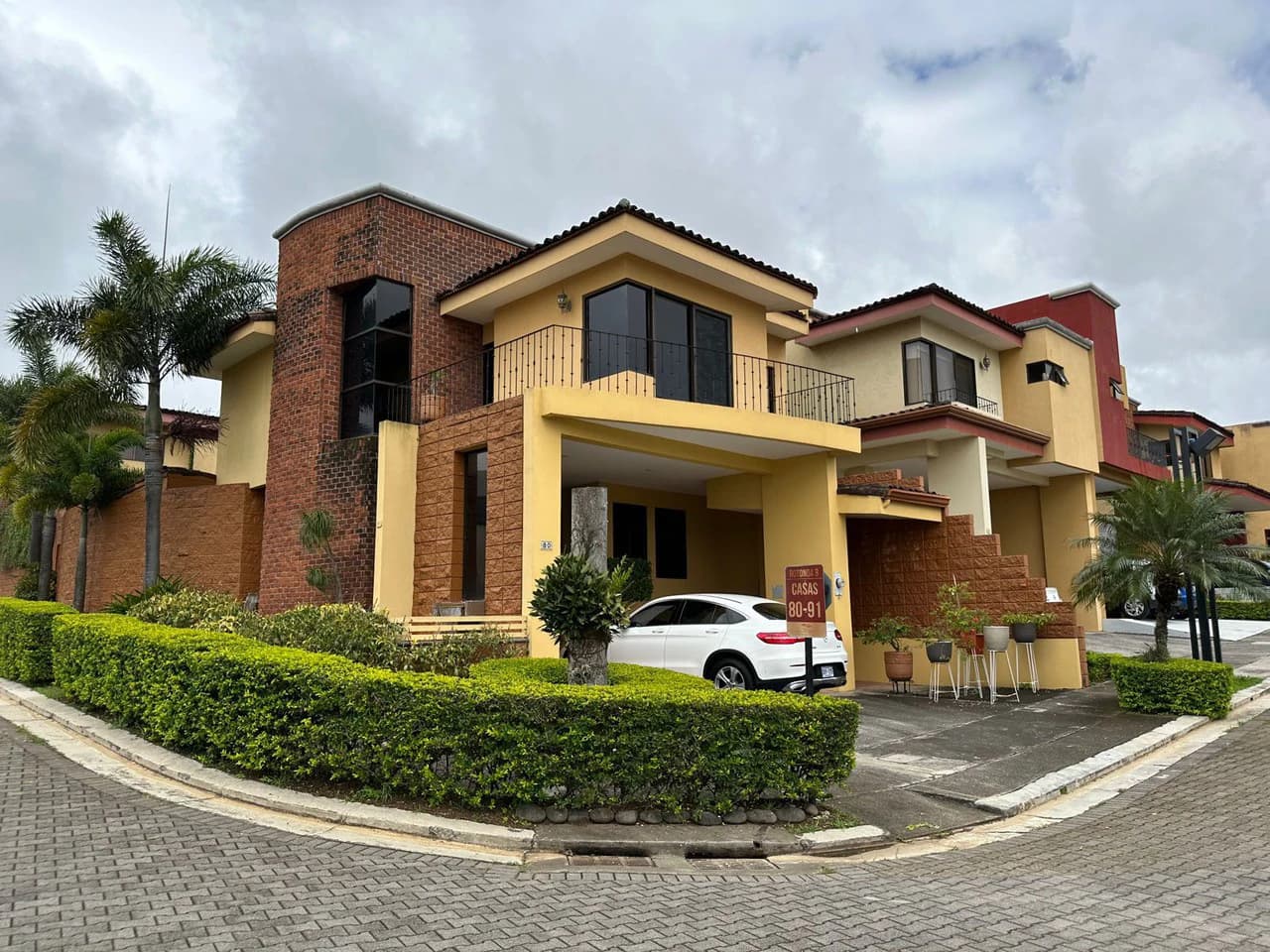 House For Sale in San Antonio