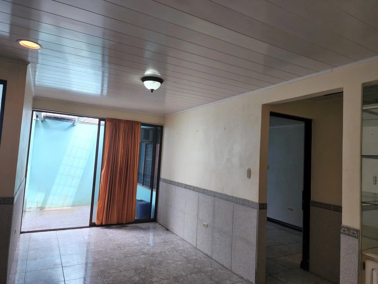 Mixed Use Building For Sale in Centro - photo 6