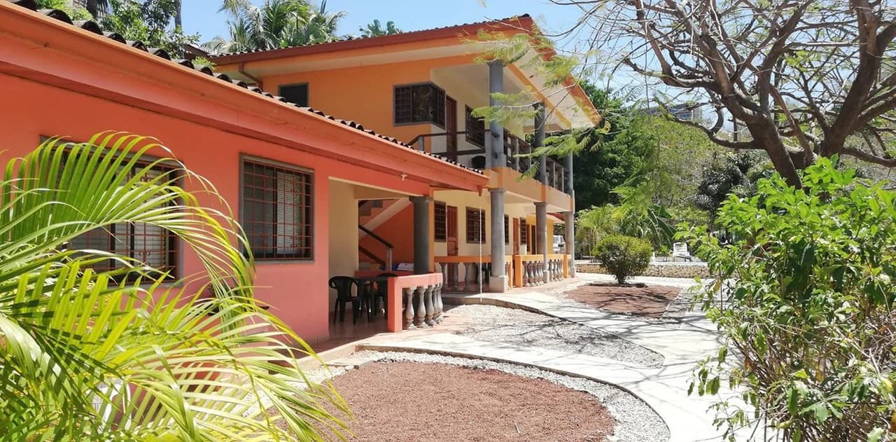 Cabinas Villa del Sol, Tamarindo: Multi-Units Apartment Buildings Located 250 Meters From Tamarindo Beach - photo 4