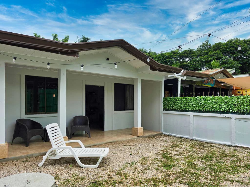 Casa Elo: Home Close to the Beaches, Combining Local Living with Rental Potential - photo 3