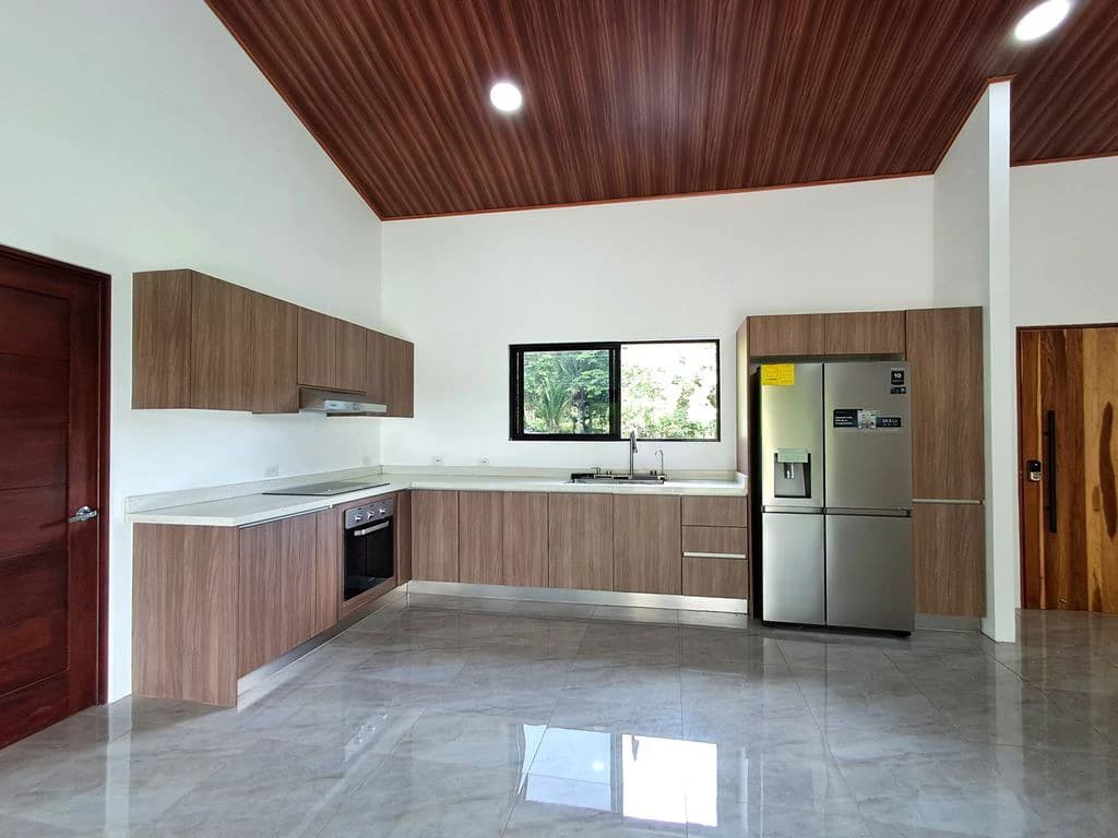 Casa Luz: Brand-New Home in the Gated Community of Loma Verde - Carrillo - photo 12