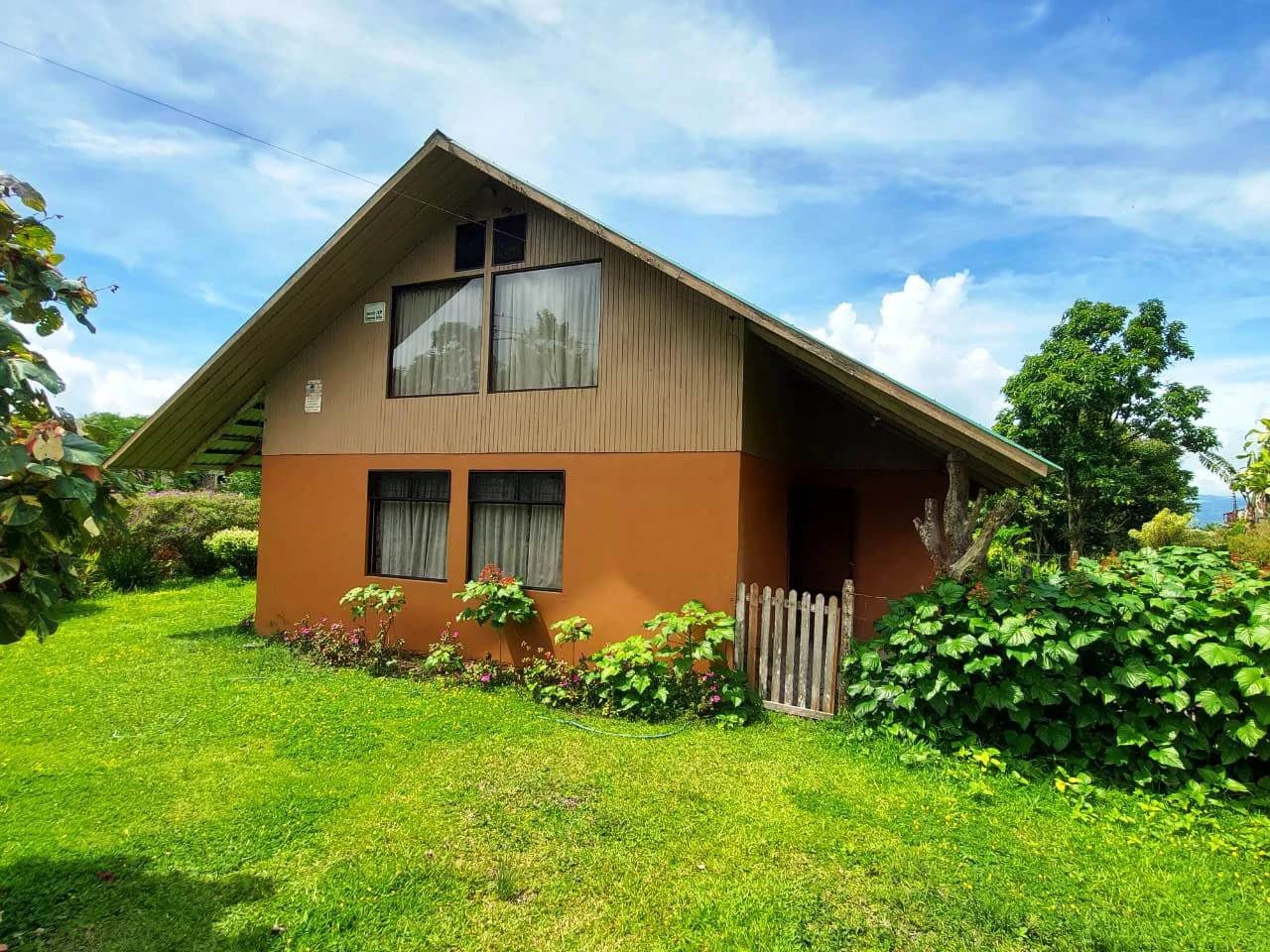 CHALET DEL LAGO - Beautiful A-Frame home in tropical garden - photo 4