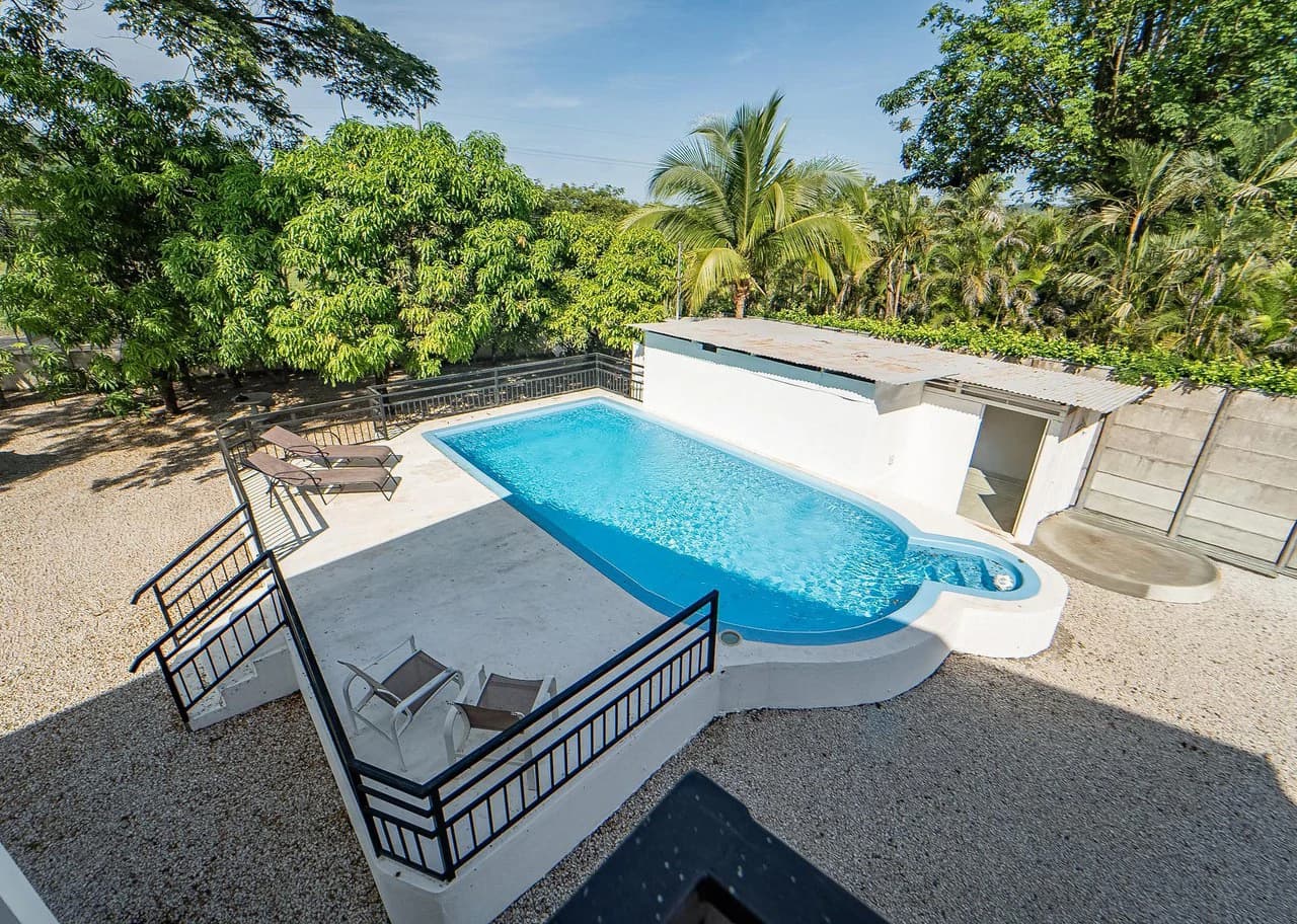 Cantarana Studios: Multiunit Property with tons of Potential - photo 10