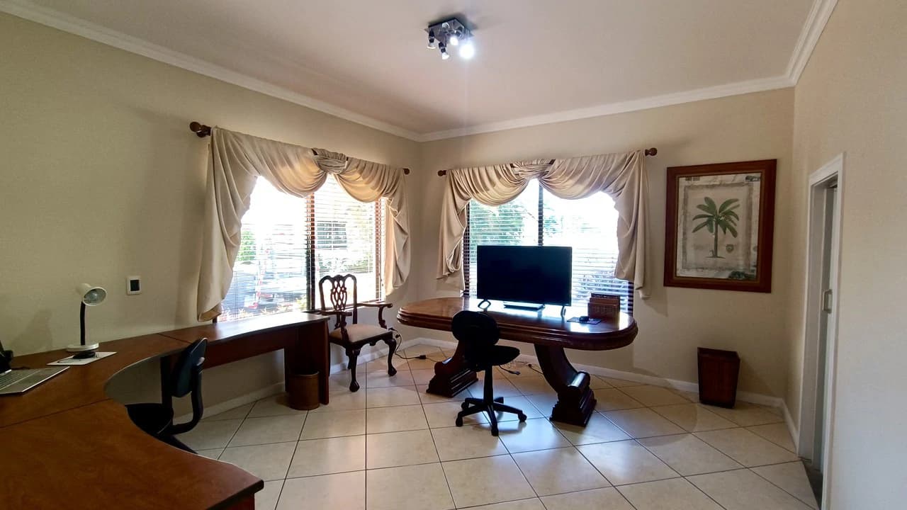 House for sale in Belen, Heredia, Costa Rica. Totally furnished!!! - photo 10