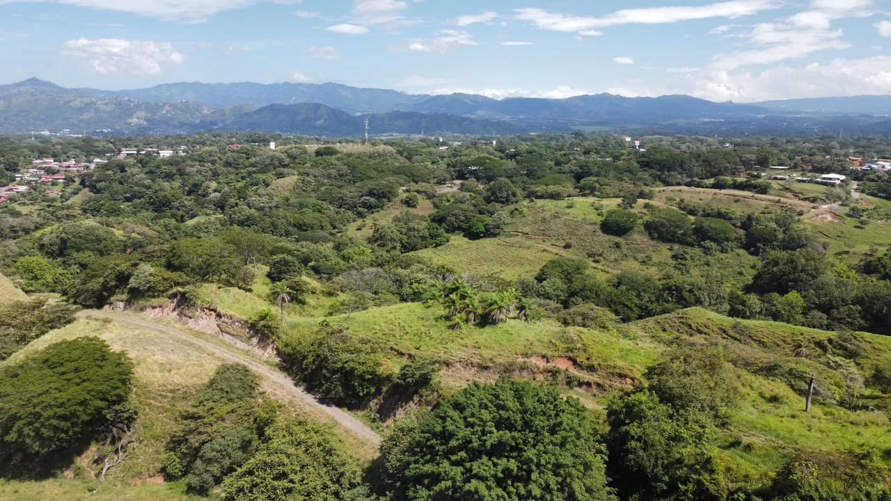 Large-Scale Investment: 108 ha. Industrial Rock Quarry & Diversified Investment Property - photo 15