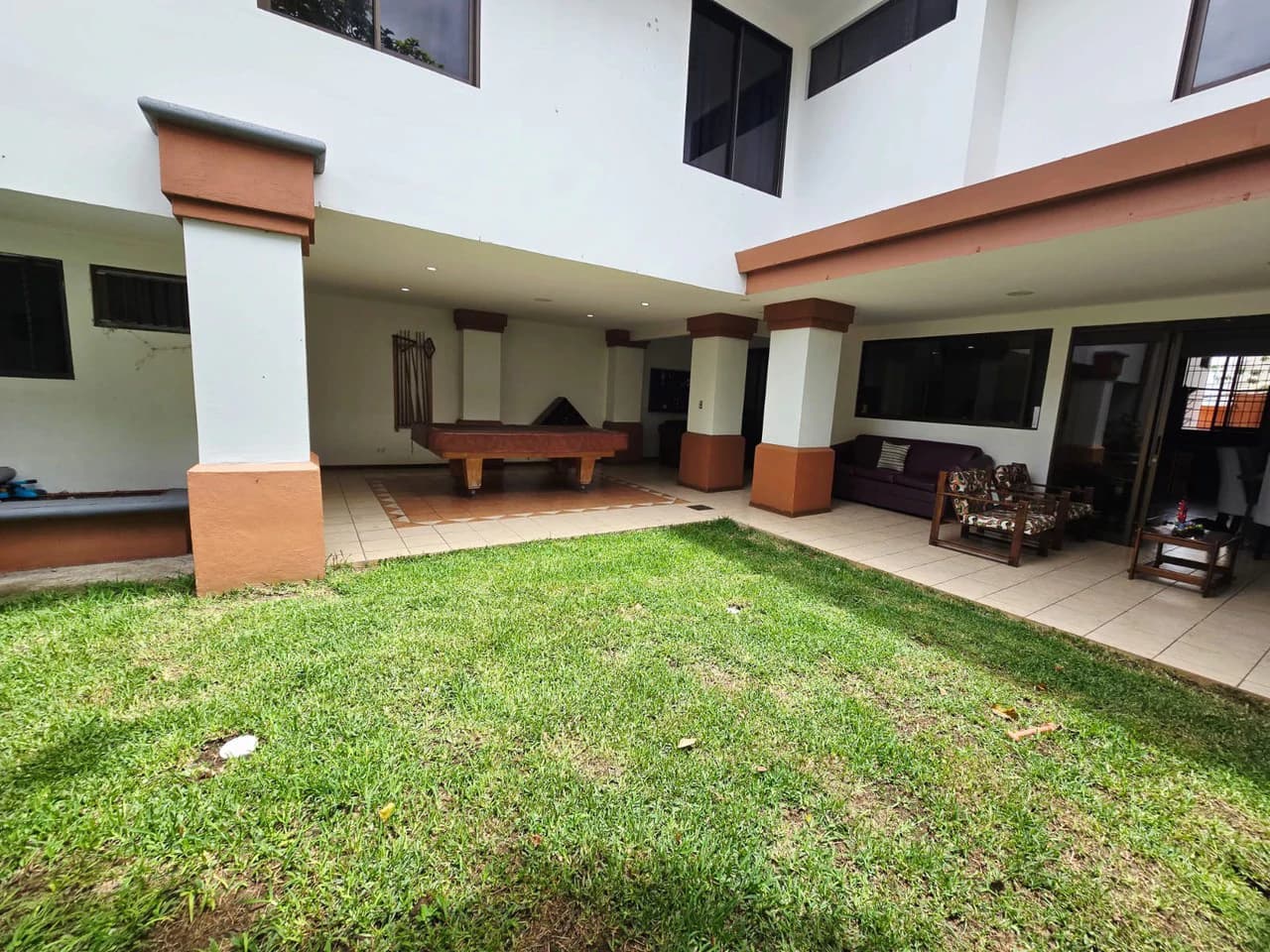 LARGE HOUSE FOR SALE IN MERCEDES NORTE, HEREDIA - photo 17