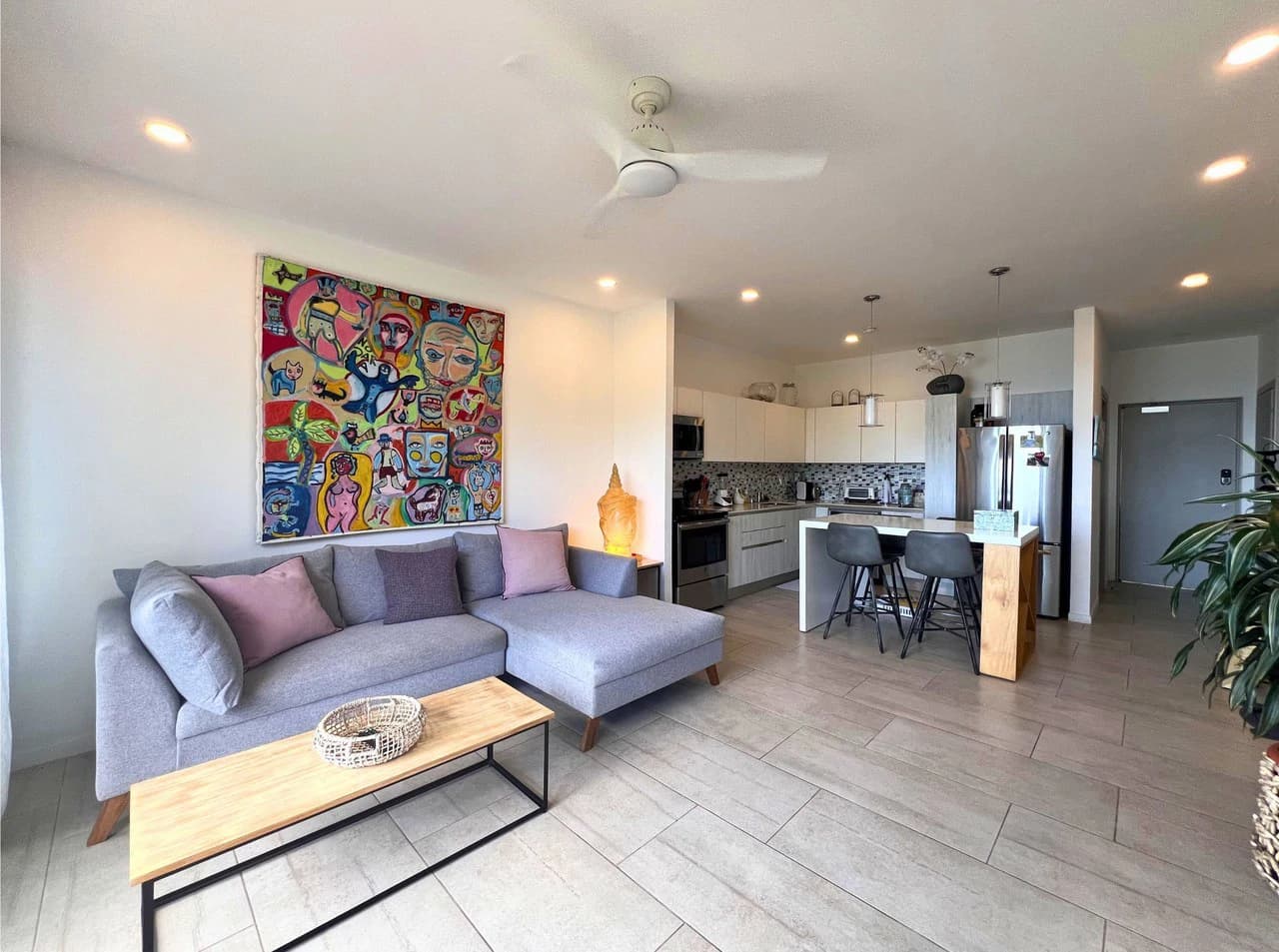 Sunset Boulevard: Stunning 2-Bedroom Oceanview Apartment for Sale in Sunset Blvd, Jaco Beach - photo 7