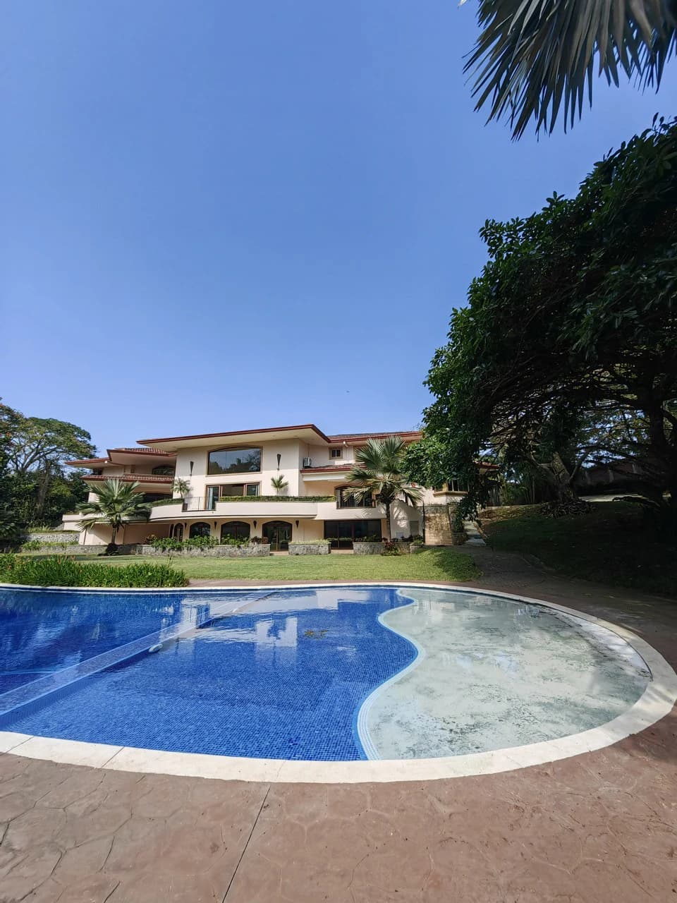 Mansion en venta Escazu: Mansion for sale in Escazu
