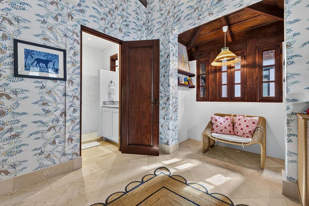 16 Calle La Ronda: Renovated Three-Bedroom Home Steps from Playa Danta - photo 24