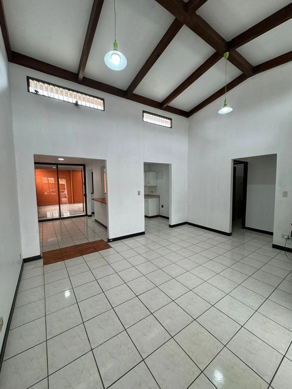 HOUSE FOR SALE IN RESIDENTIAL LISBON - photo 2