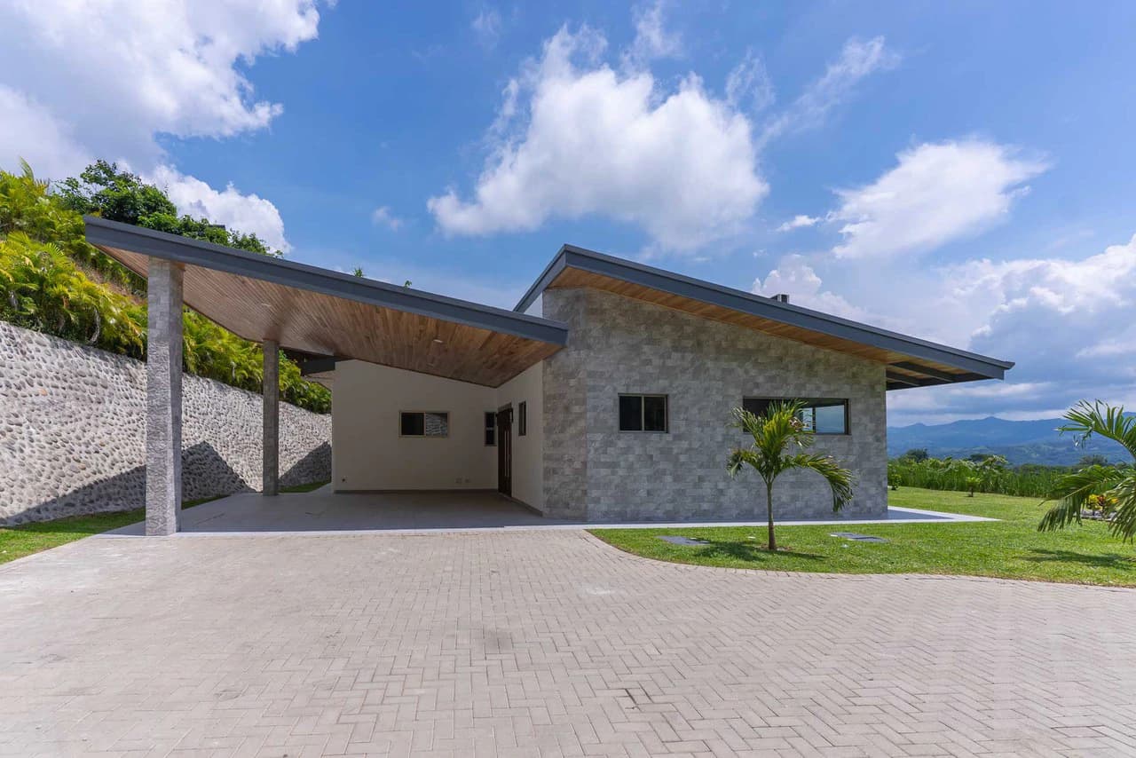 New Single-Story Home for Sale in Las Rocas, Atenas – Pool, Jacuzzi & Panoramic Views - photo 37
