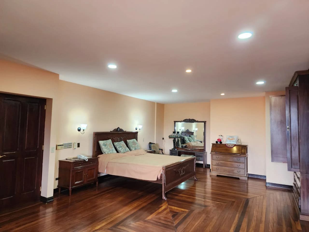 Villa For Sale in San Luis - photo 31