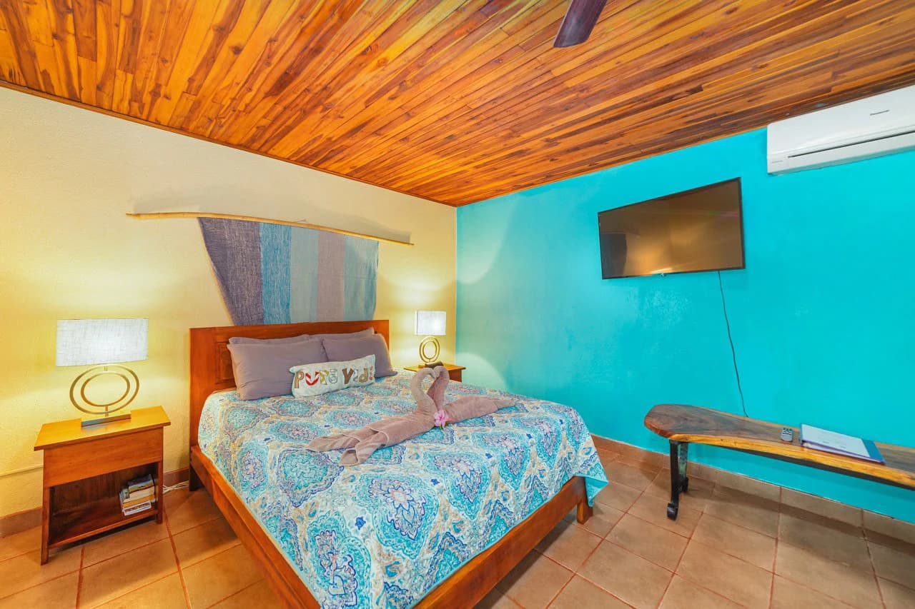 Villa Vida: Two Studios 500m to the Beach - photo 16