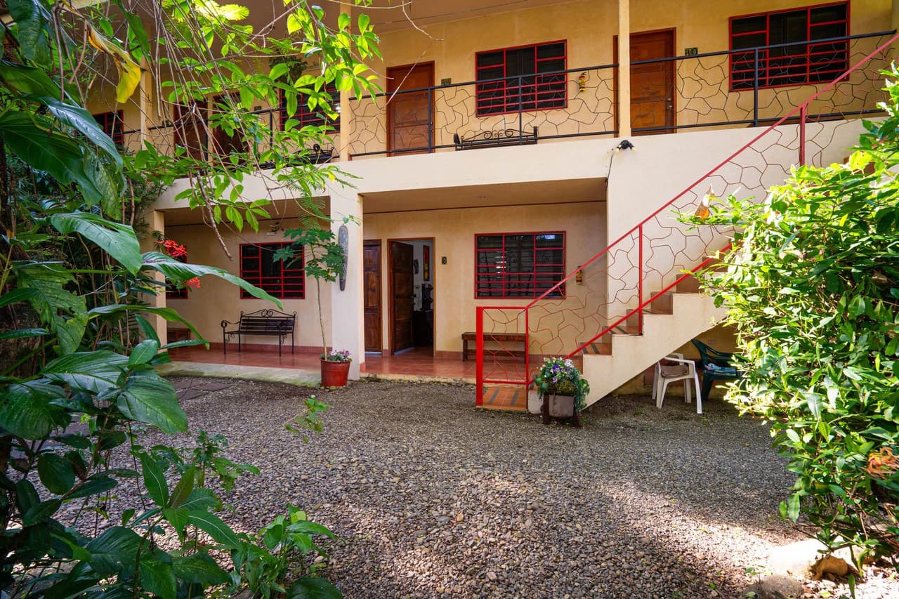 Steps to the beach 14 bedroom Dominical Hotel - photo 10