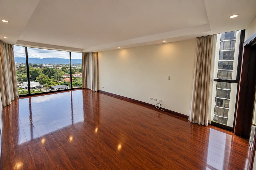 Apartment For Sale in San Rafael - photo 4