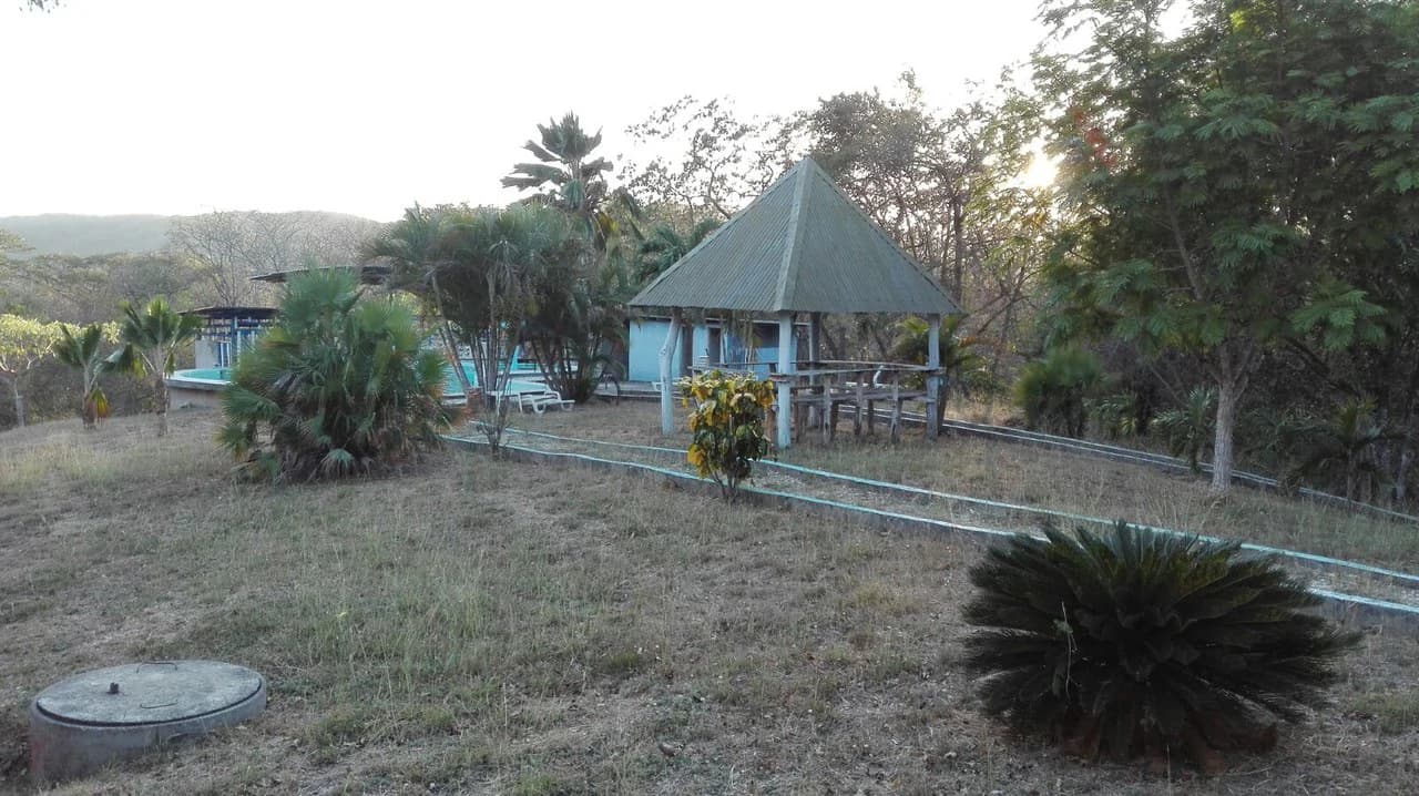 Pequeño Hotel con paisaje de colinas: Hotel Nicoya in San Antonio 5 Bungalows - photo 7