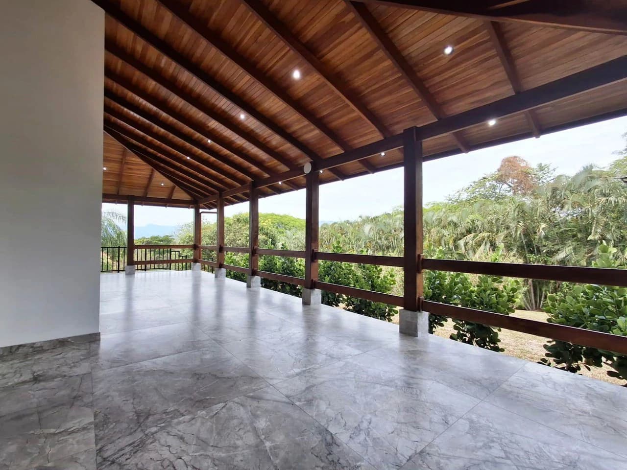 Move - In Ready Mansion: Impressive Luxury Smart Home with Pool - photo 15