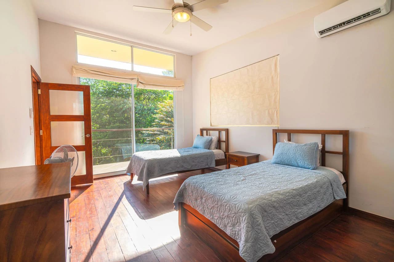 Casa Fox Las Palmas: Mountain House For Sale in Quepos - photo 17