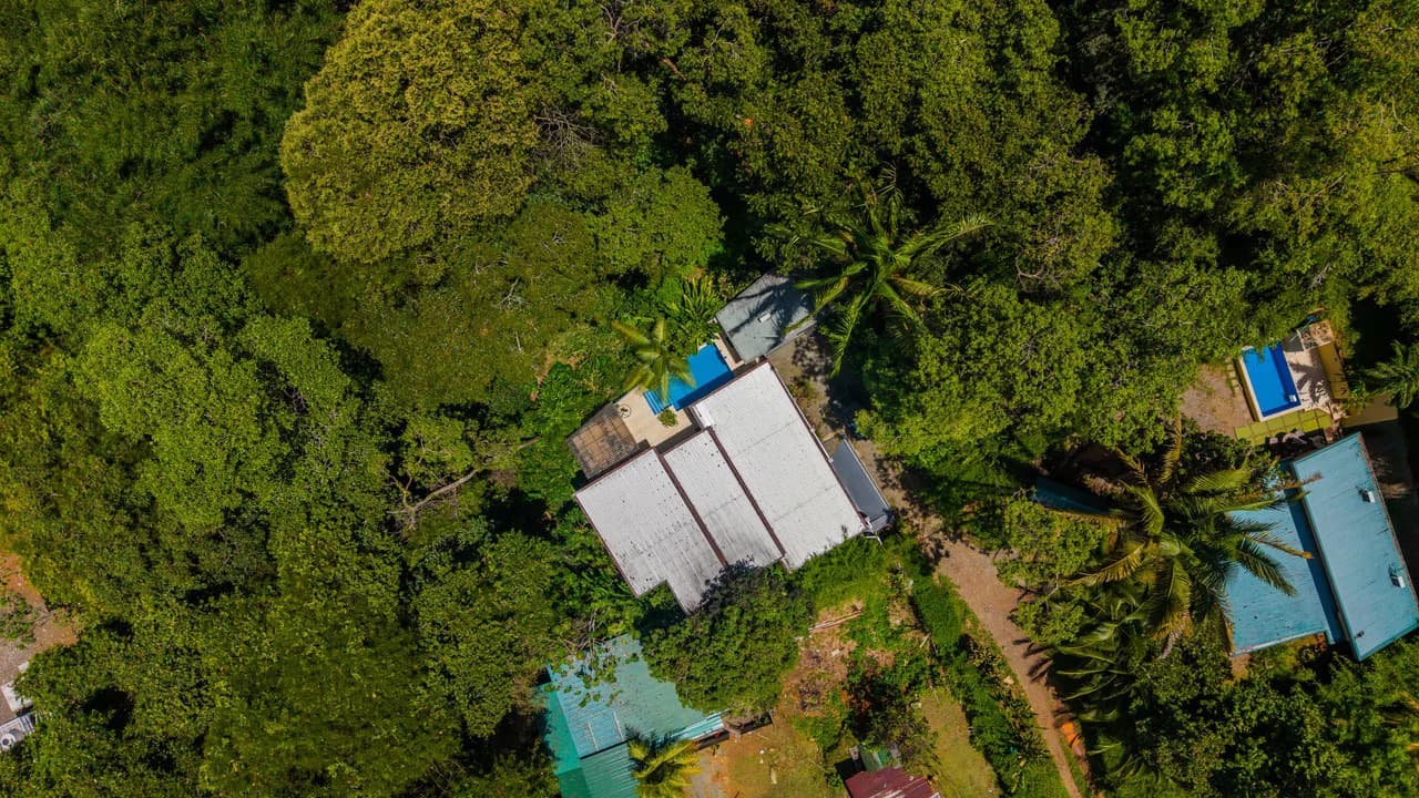 Charming 2 Bedroom Home + Studio located in heart of Uvita - photo 39