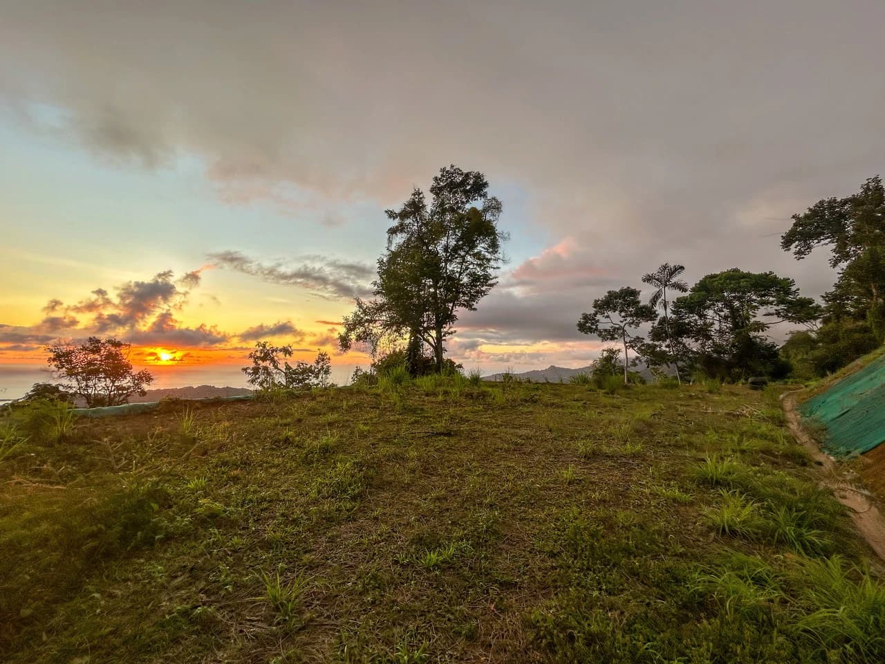 Year-Round Sunset Views | 3 Connected Build-Ready Lots - photo 5