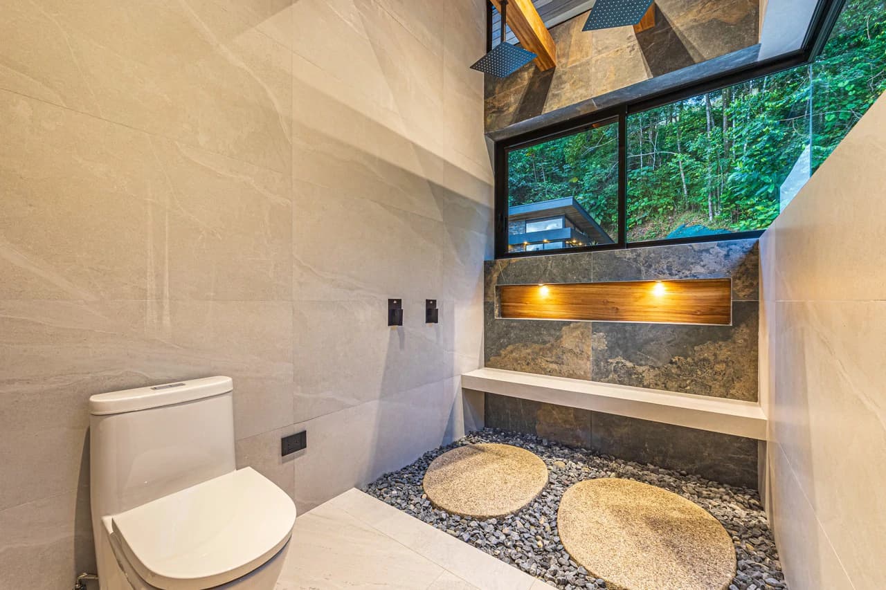 Casa Koules: Architectural 5-Bedroom Oceanview Estate in Prestigious Costa Verde Estates - photo 9