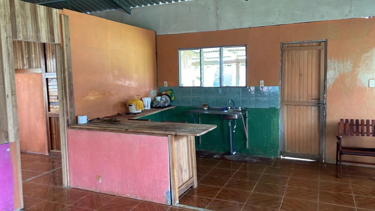 Costa Rican house for sale close to Bijagua, surrounded by beautiful mountains and hills - photo 9