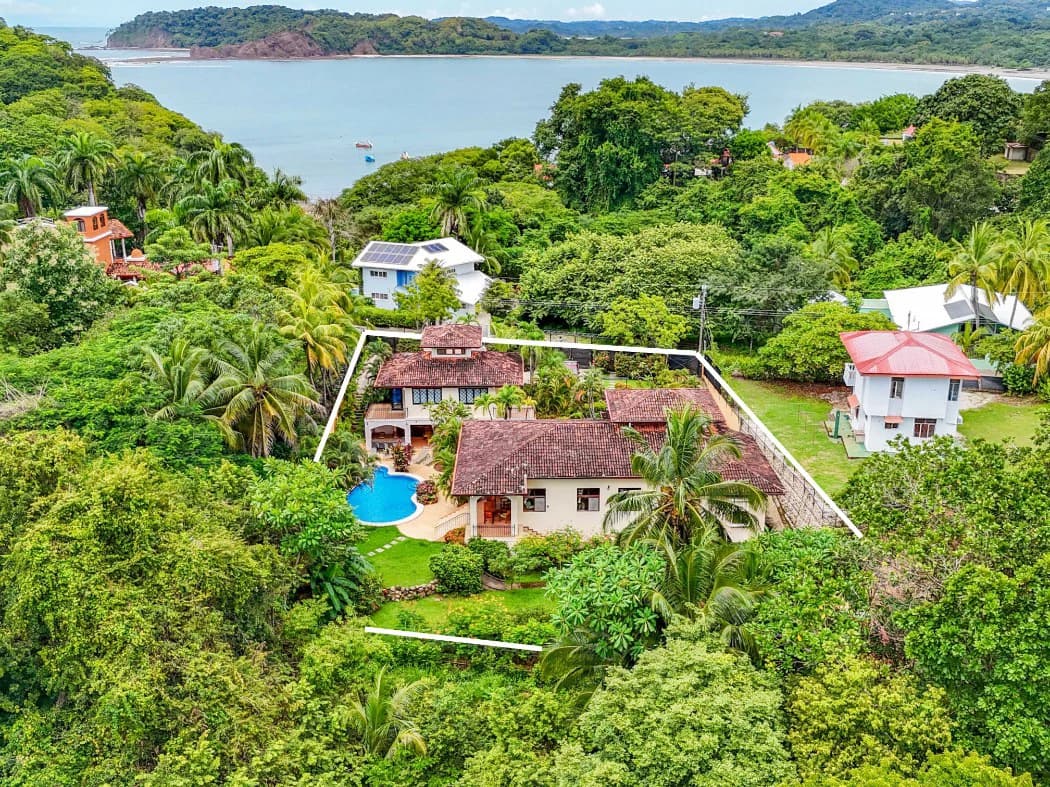 Oasis - Tropical Haven with Two Homes in Carrillo - photo 31