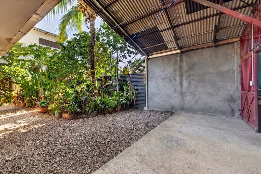 Casa Salinas: Tropical Compound with Multiple Income Opportunities in Playa Grande - photo 21