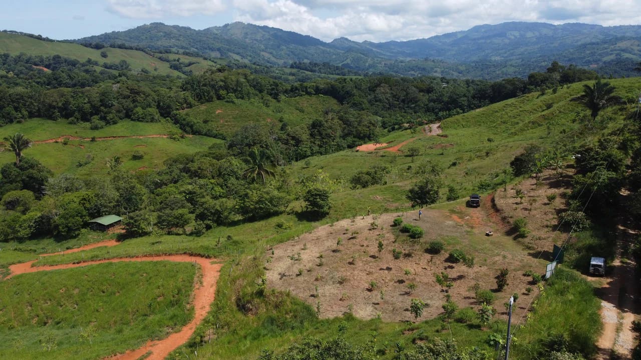 8.78 Acres Mountain View Estate with Water, Infrastructure & Endless Development Potential | Platanillo de Barú, Costa Rica - photo 6
