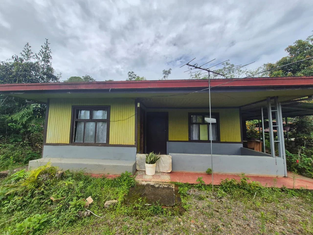 Se vende 6acres en San Antonio de Rivas, Pérez Zeledón: Countryside Home Construction Site For Sale in San Isidro del General - photo 5