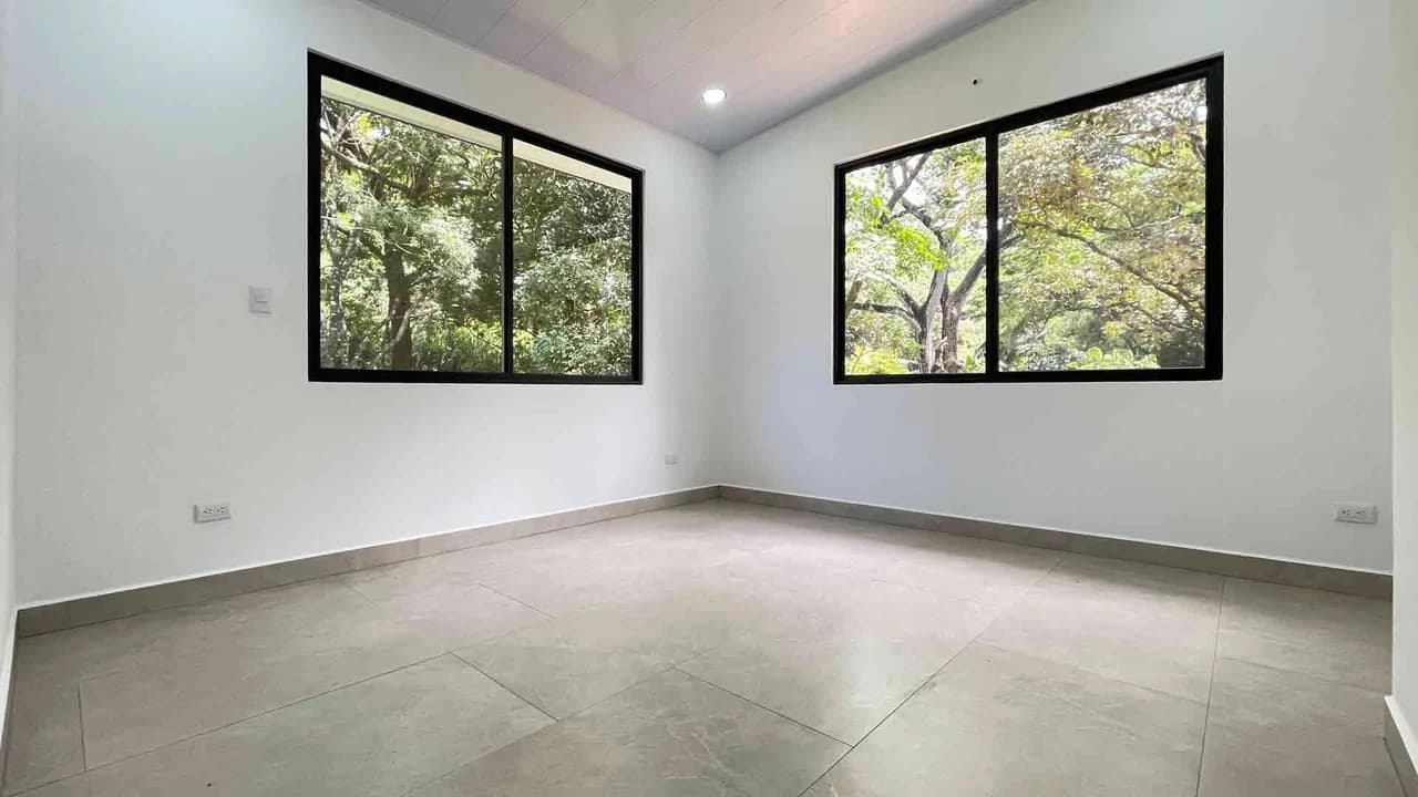 New Home for Sale in Atenas, Costa Rica with Private Pool and Tropical Surroundings - photo 15