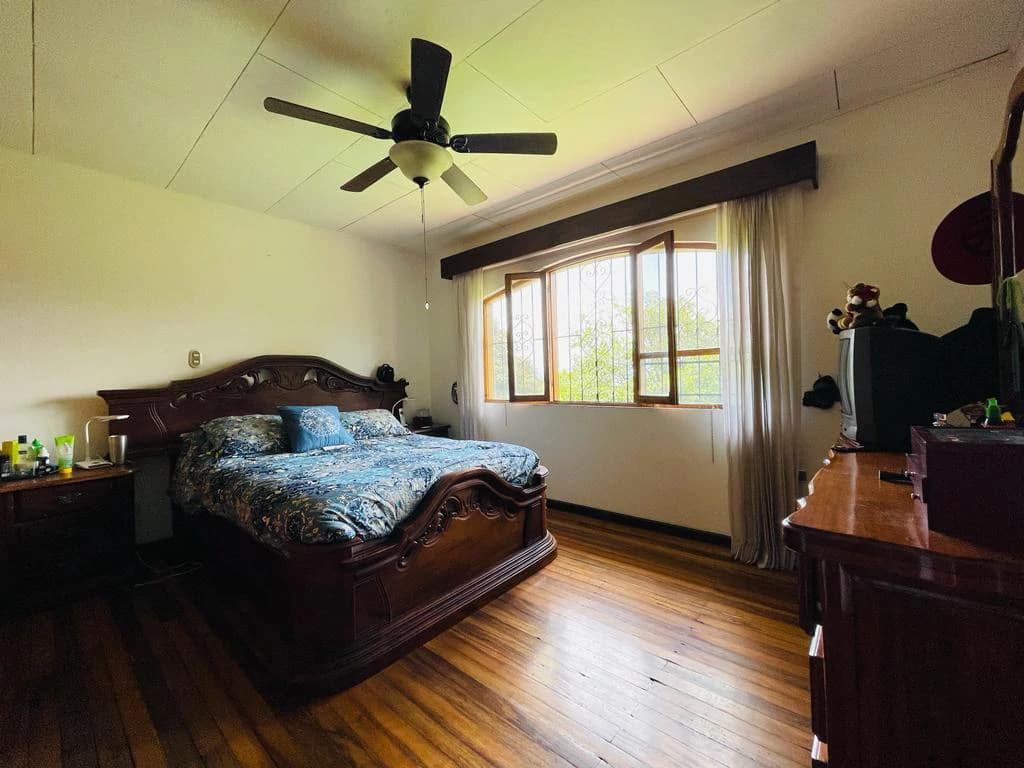 Independent House for Sale with Beautiful View Santa Ana Costa Rica - photo 10
