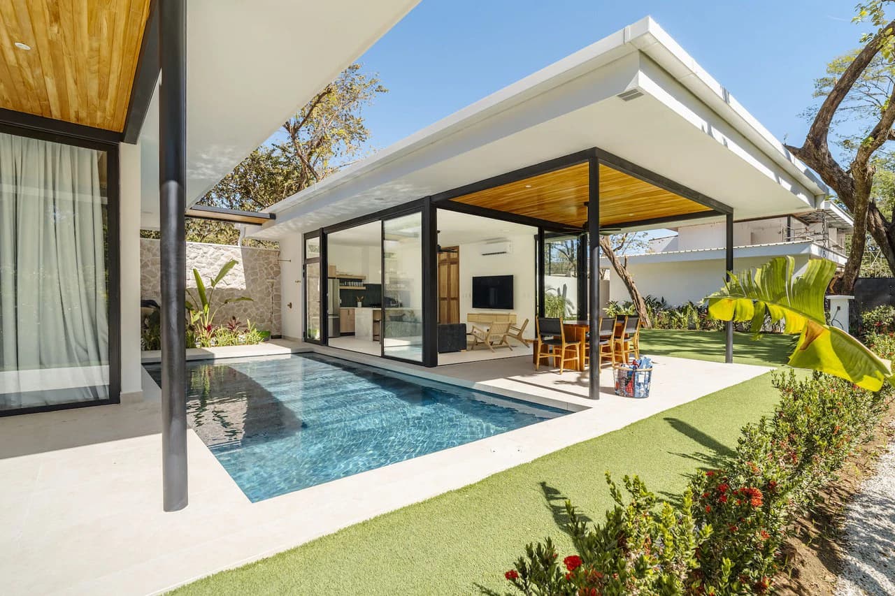 Casa Agua: Beach Luxury