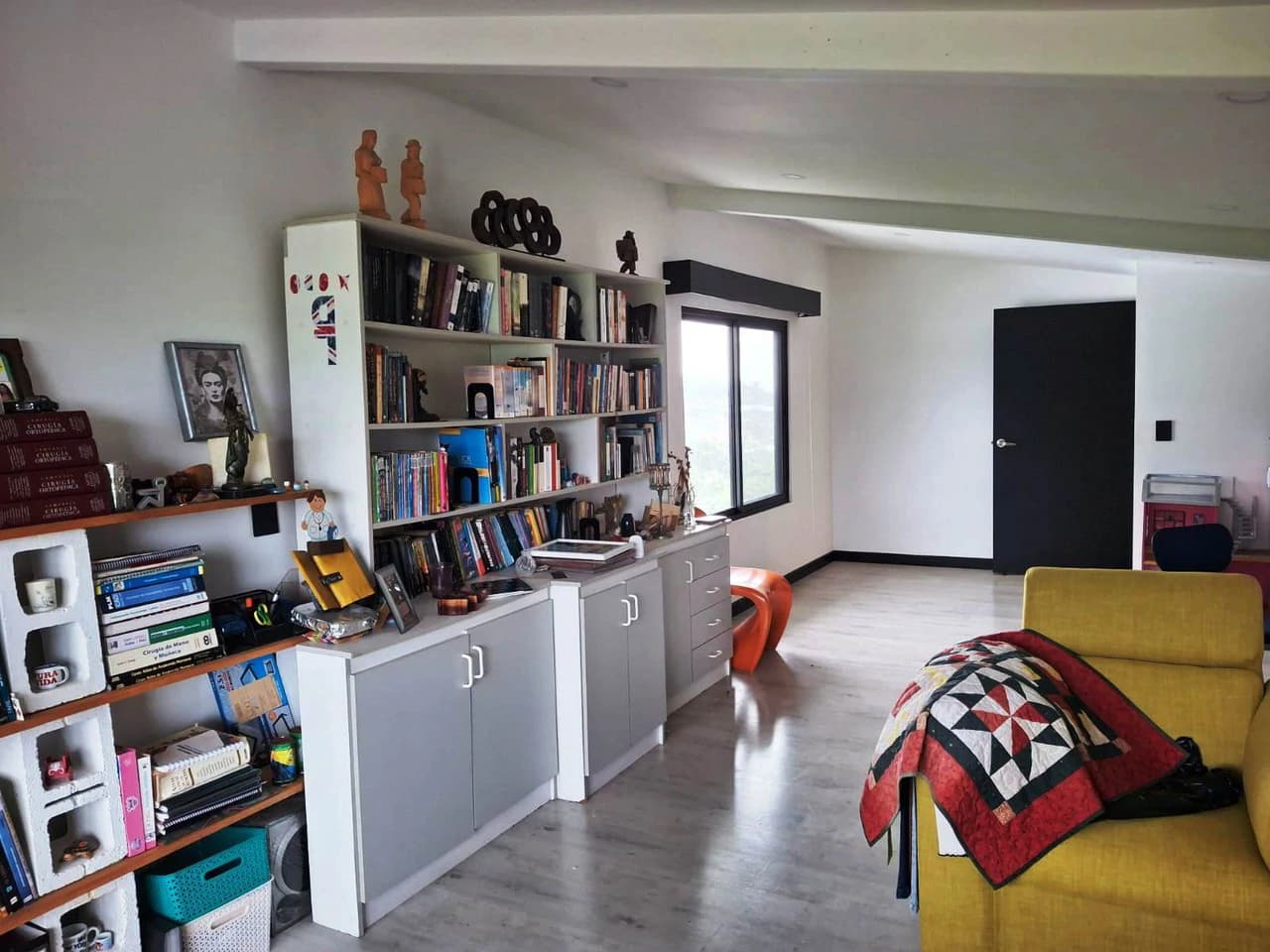Casa Modern Elegance: 5 Bedrooms...Large Lot and Views! - photo 26
