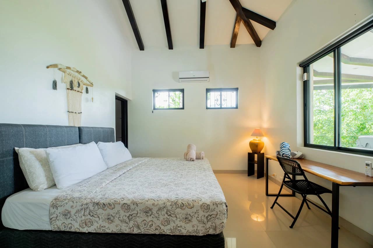 6.45 ACRES – 3 Bedroom Luxury Ocean View Home Surrounded By Vibrant Rainforest And Wildlife!!! - photo 43