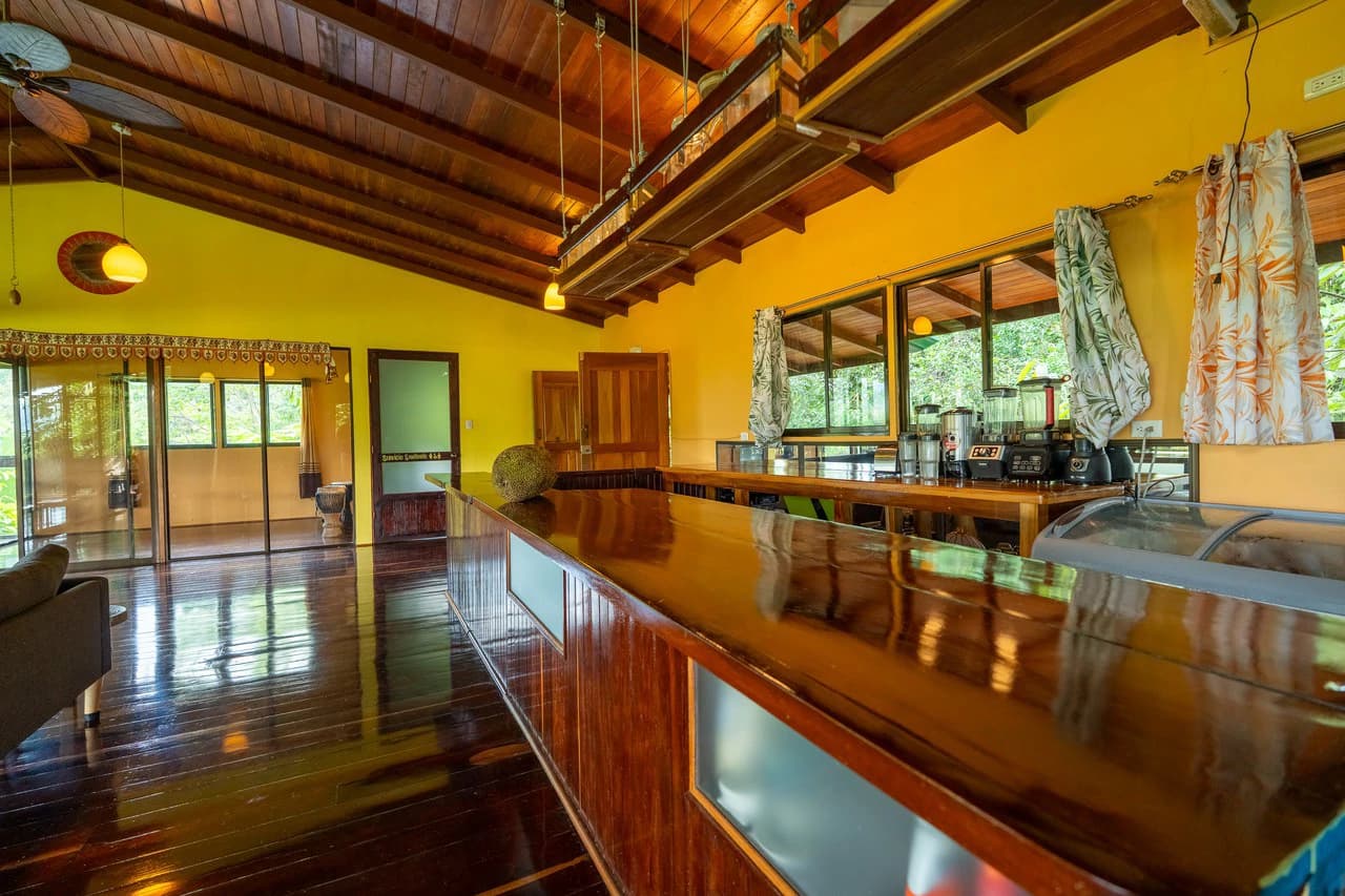 Prime Location 2 Bedroom House Observation Deck - photo 21