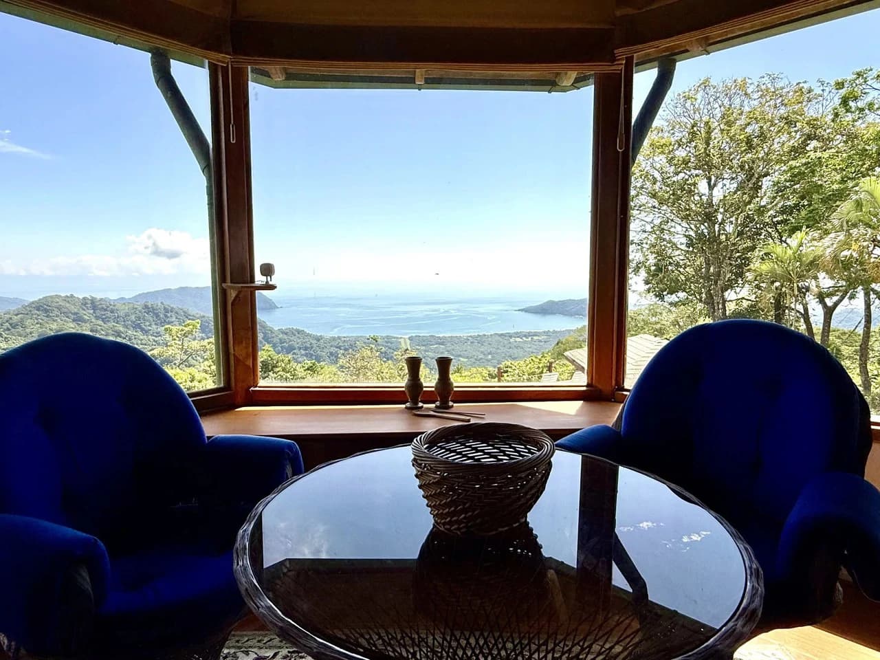 CASA DE LAPAS - OCEAN VIEW: Could you live at the Top of a Mountain in Costa Rica? Because.... now you can! Billion dollar views and LARGE ACREAGE for only $1 Million USD. - photo 17