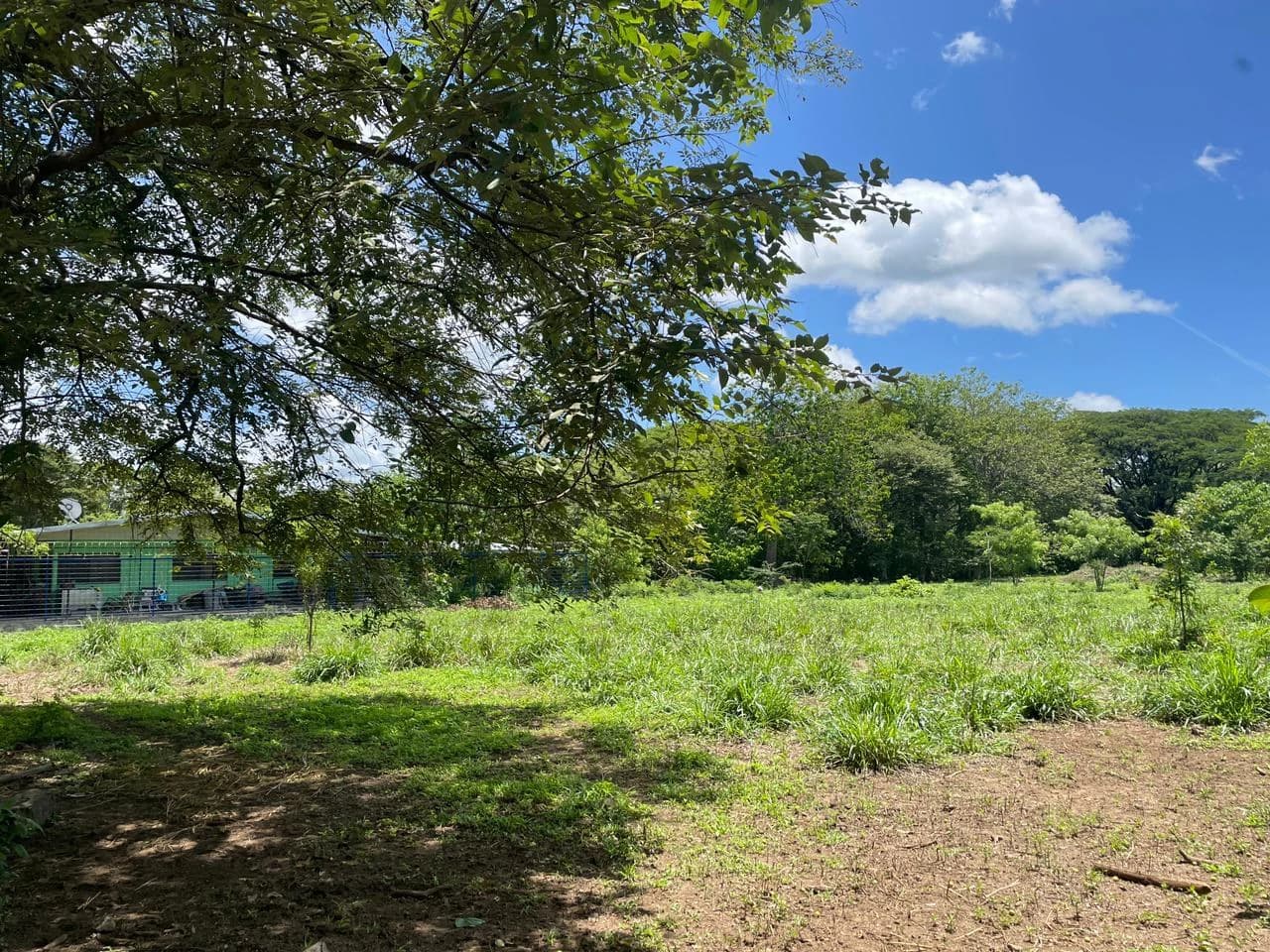Building lots for sale, 6 available properties 10 minutes away from Liberia - photo 2