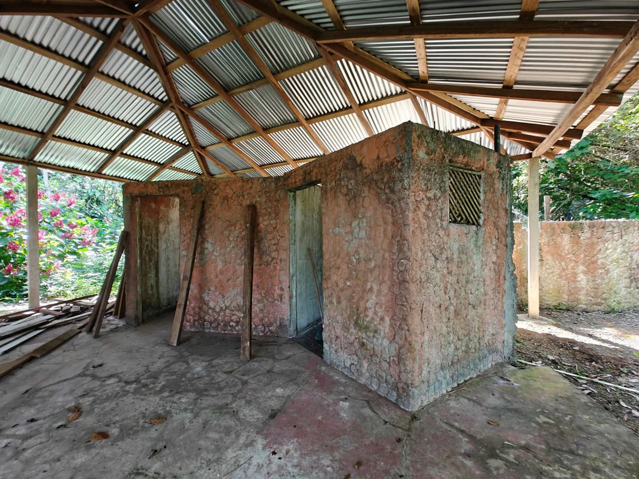 61,618m² of Land near Cahuita: With Existing Infrastructure and Ocean View - photo 12