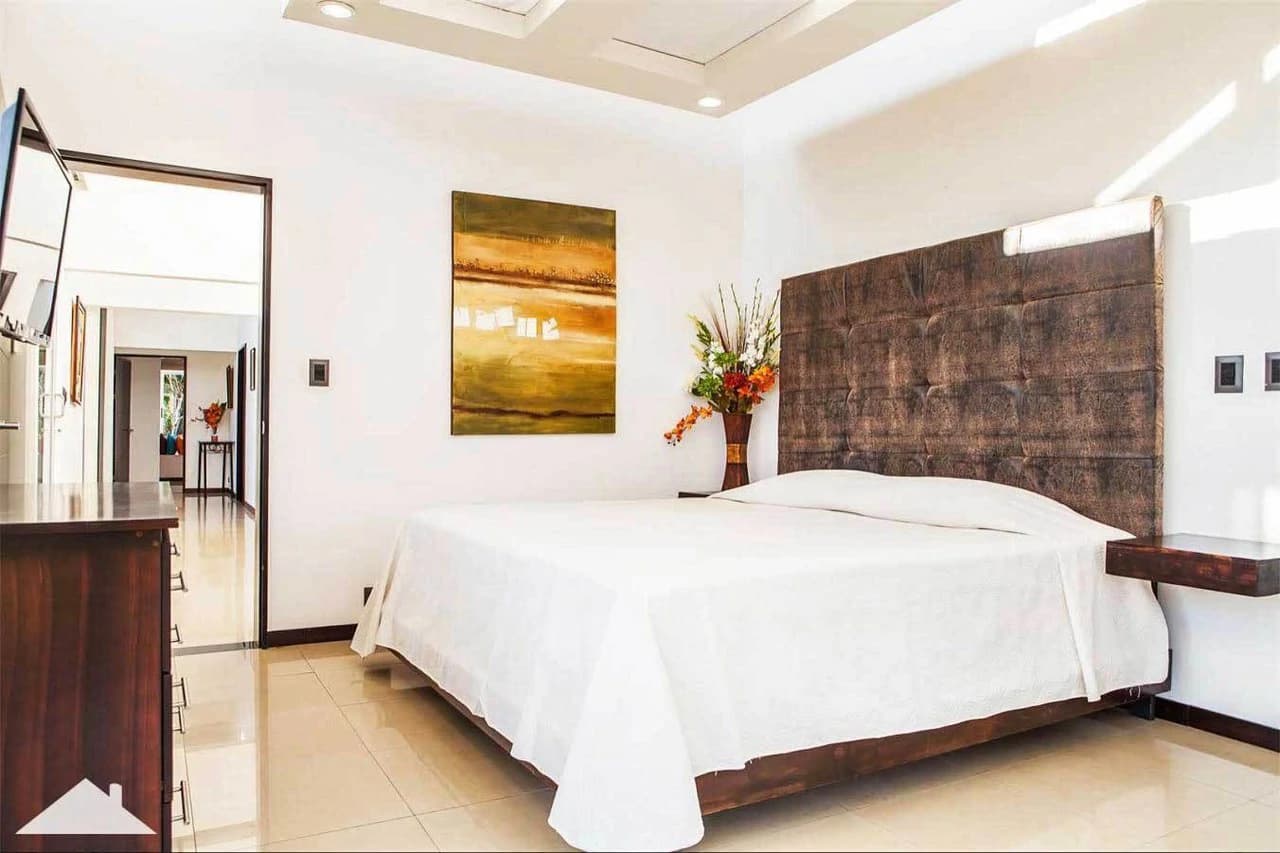 Luxury contemporary house for sale in San Bosco, Santa Barbara de Heredia. - photo 18