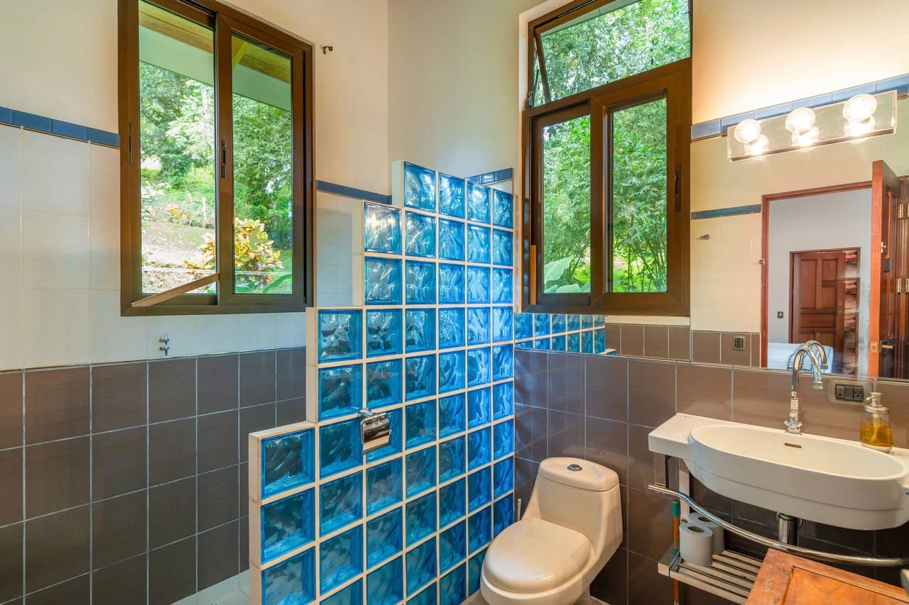 Mountain House For Sale in Savegre - photo 24