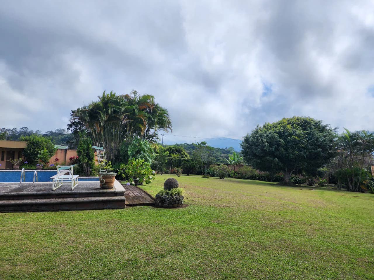 Villa For Sale in San Luis - photo 3