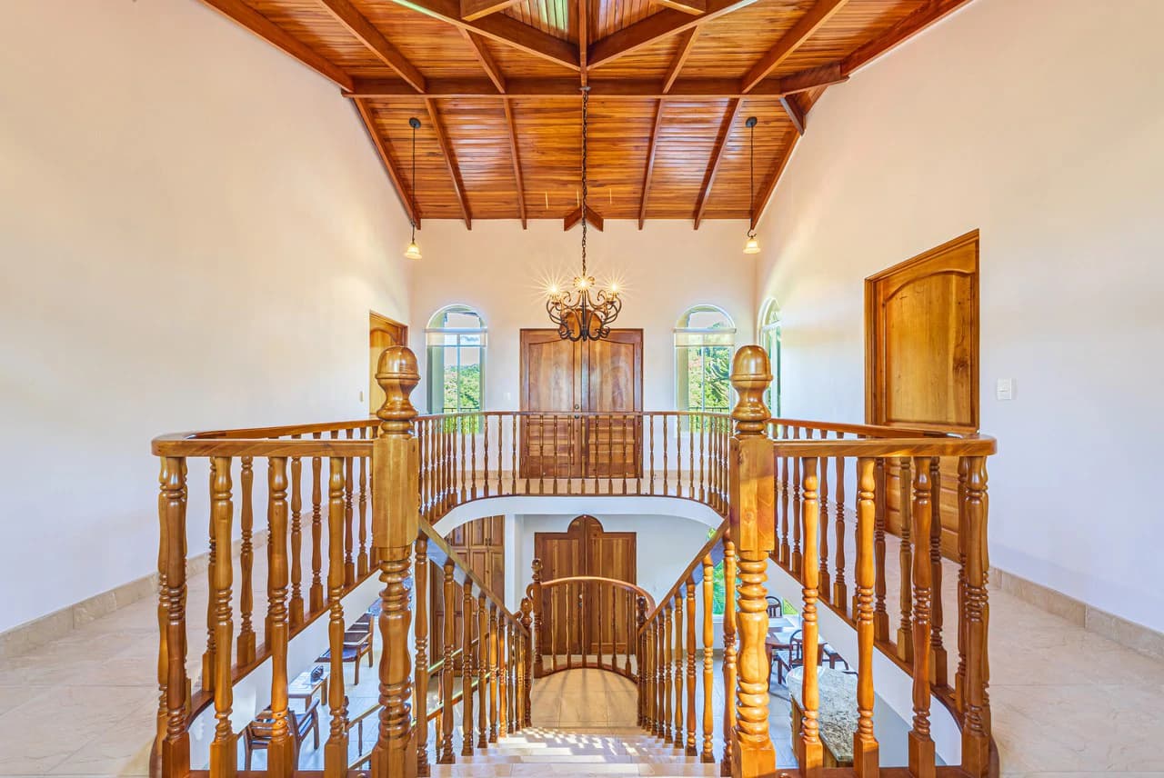 Elegant 3 Bedroom + Office Jungle Home in Puesta Del Sol, Ojochal - photo 24