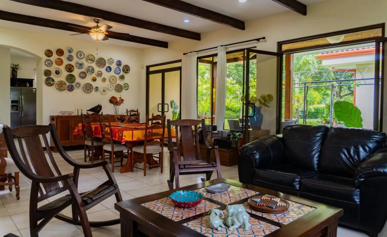House For Sale in Curubandé - photo 7