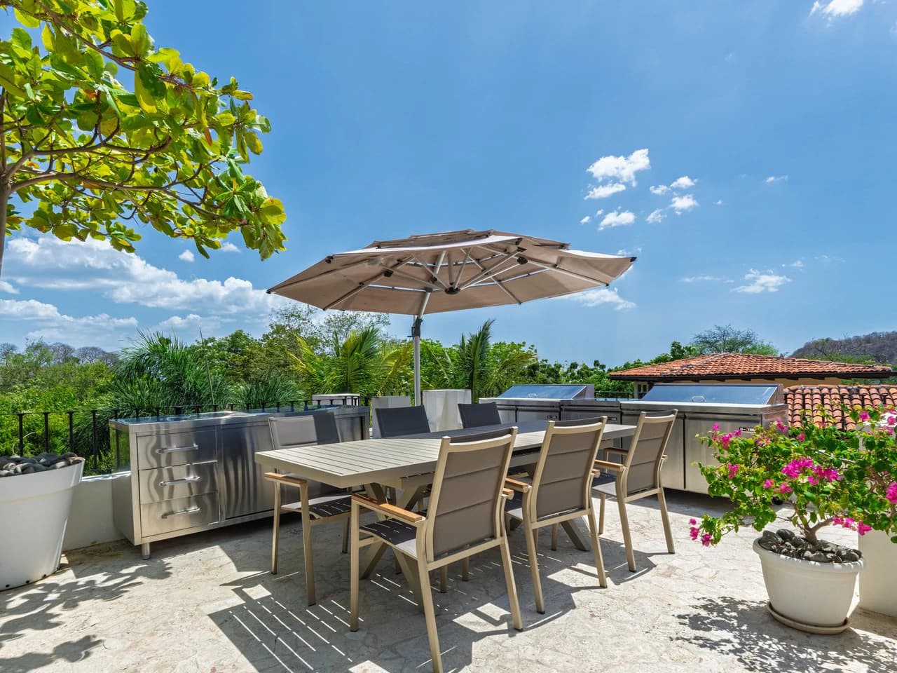 25 Paseo Del Mar: Best-Priced Beachfront Home in Las Catalinas - photo 47