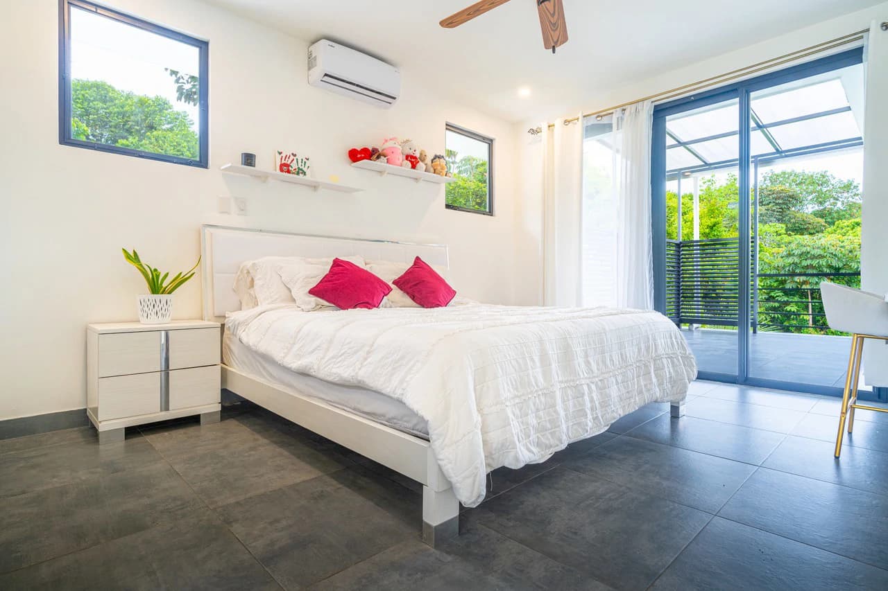 Outstanding Garden Treasure in Ojochal, Modern 4 bedroom on 1 acre - photo 45