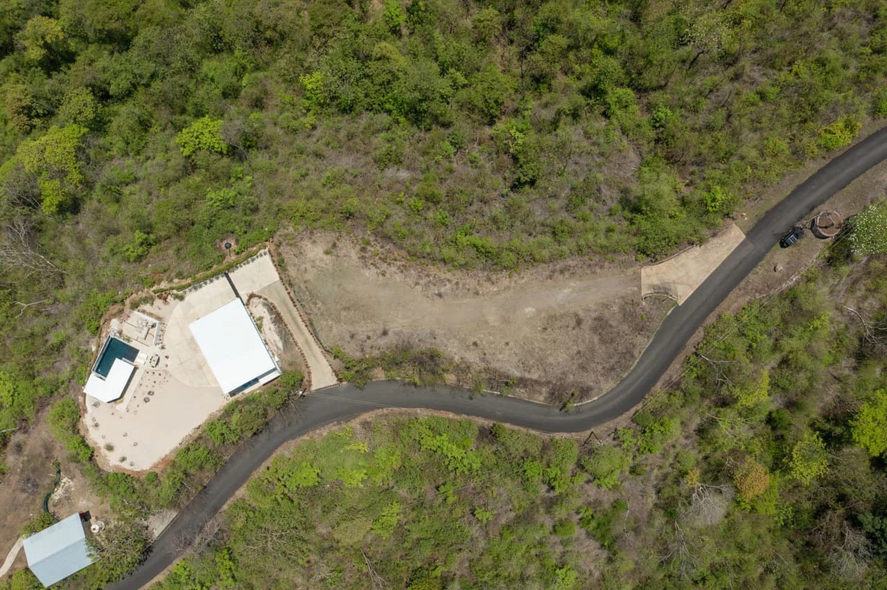 Corona del Cabo Lot 11: Top of the Ridge in Playa Grande - photo 8