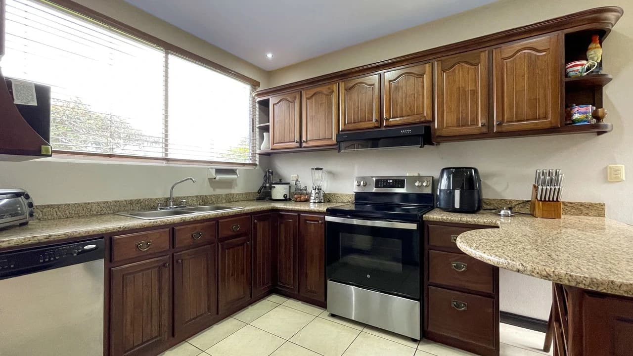 House for sale with large lots Grecia- San Isidro - photo 4