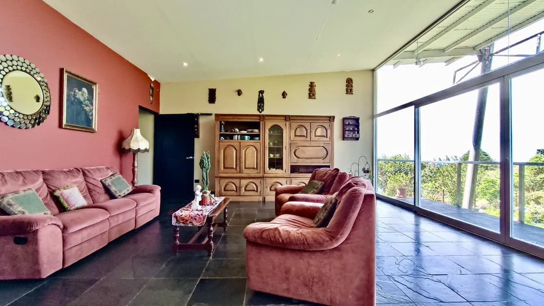 House for sale in Costa Rica: Unique Industrial style house for sale in San Isidro Heredia - photo 12